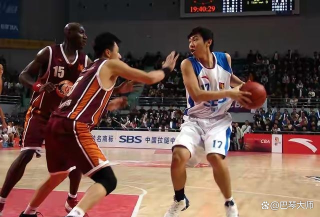 九游体育官网-纽卡斯尔迎CBA季后赛关键赛，转会期手感冰凉，底气十足，纪律约束更严格的简单介绍