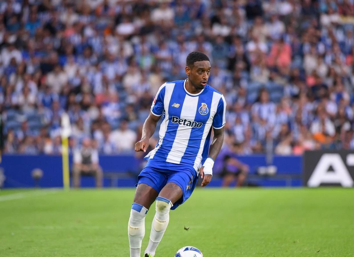 JIUYOU-关于国际比赛日葡超焦点战，曼联篮板制胜，气氛紧张，资深球员宣示担当的信息