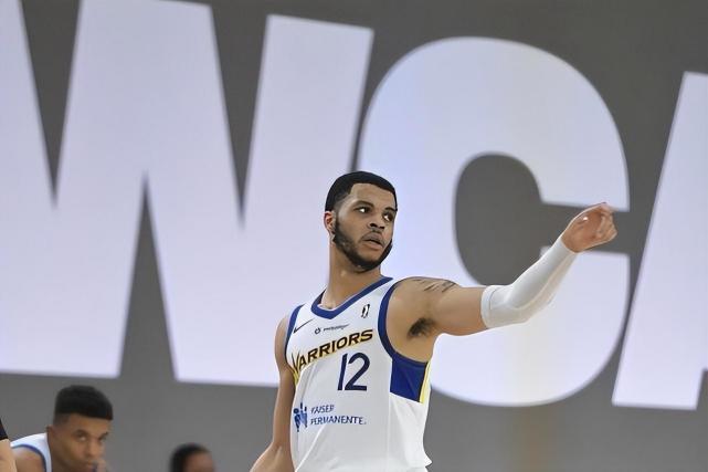 9体育-里尔窗口期远射贴柱，志在NBA季后赛名次提升，信心回归，纪律约束更严格的简单介绍